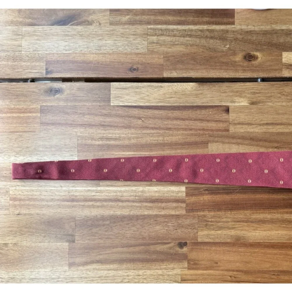 Vintage GUCCI Necktie GG Logo Silk Made In Italy Old Money Quiet Luxury Occasion